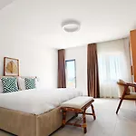 Margarit Boutique Sarandë