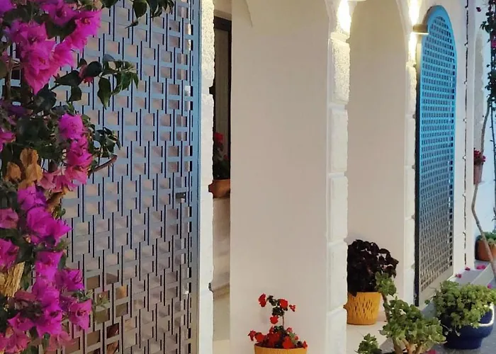 Margarit Boutique فندق ساراندا