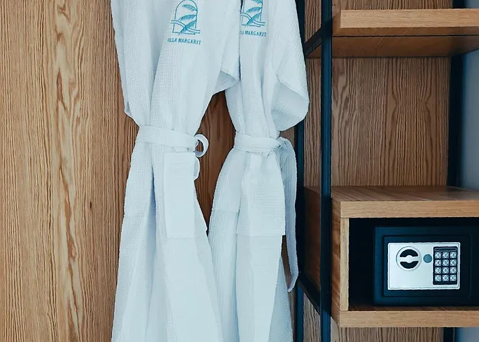 Margarit Boutique * ساراندا