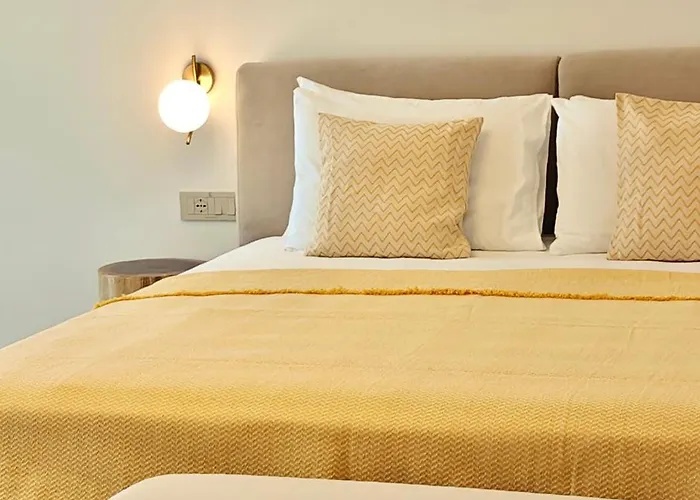 Margarit Boutique فندق ساراندا